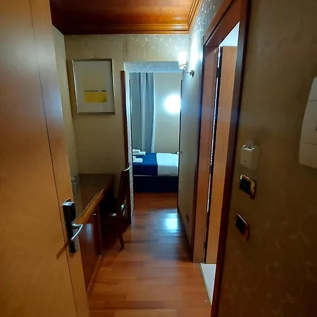 Positano 2 Mimosa * Řím